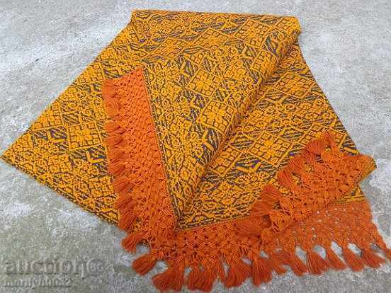 Wool woven blanket cover lace bed NOT USED with price 88.00 BGN | € 44.99 Wool woven blanket cover lace bed NOT USED with price 88.00 BGN | € 44.99