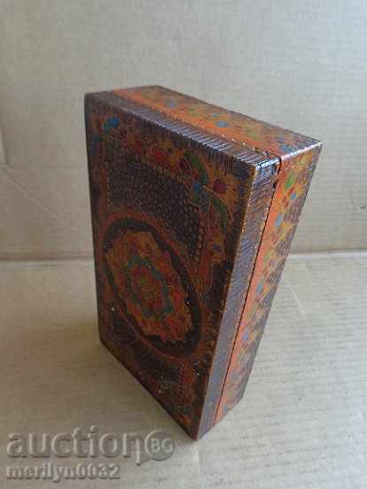 An old pyrographic wooden box hand-painted - 6 An old pyrographic wooden box hand-painted - 6