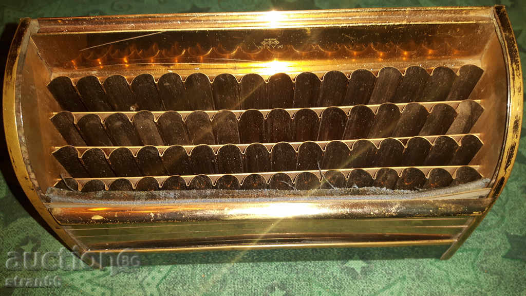 Tabacheră de masă MAXIM - extrem de rară! Tabacheră de masă MAXIM - extrem de rară!