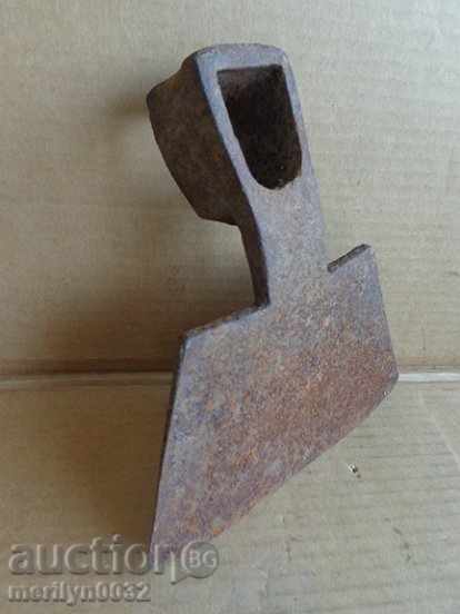 Delivery of Old pick, wrought iron, instrument, instrument Delivery of Old pick, wrought iron, instrument, instrument
