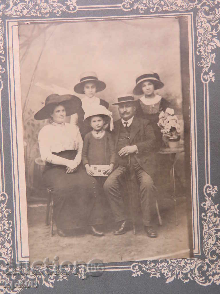 OLD PHOTO - CARDBOARD - 1912 - GYURGEVO - 0019 with price 24.99 BGN | € 12.78 OLD PHOTO - CARDBOARD - 1912 - GYURGEVO - 0019 with price 24.99 BGN | € 12.78