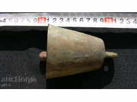 Cazan vechi de bronz, clopot