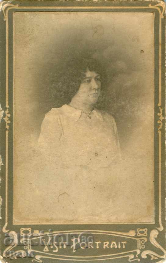 ST.PHOTOGRAPHY - CARDBOARD - PHOTO HADJIKOLV - KYUSTENDIL - M0235