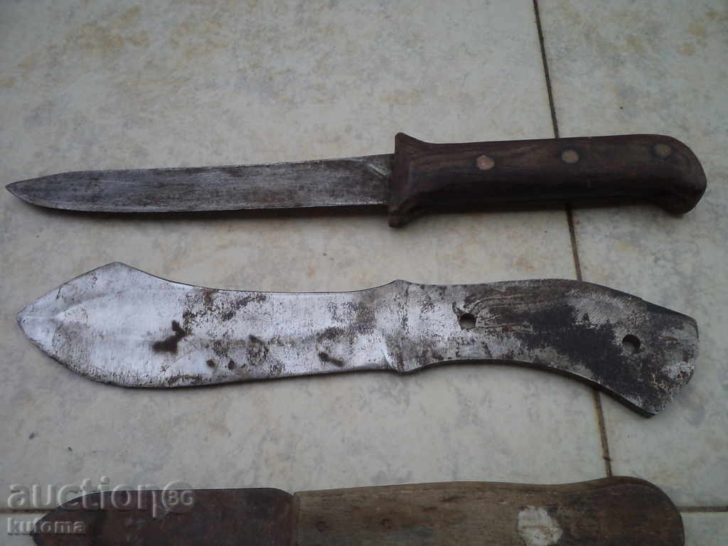 Аукцион ТРИ СТАРИ НОЖА Аукцион ТРИ СТАРИ НОЖА