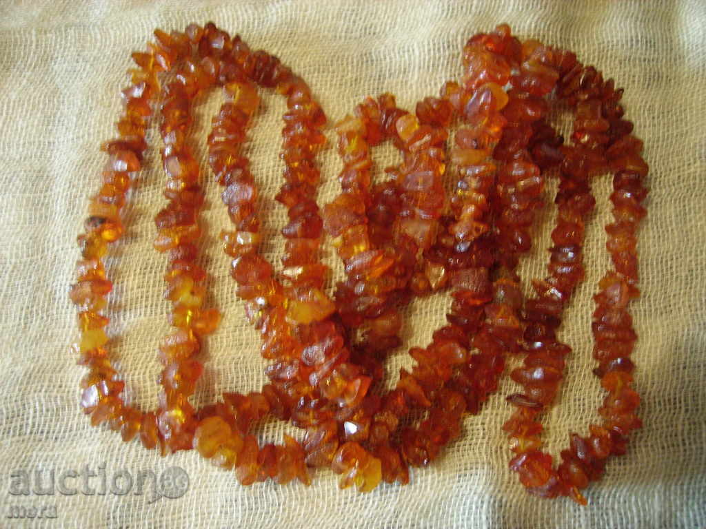 Аукцион Гердан от тъмен кехлибар Аукцион Гердан от тъмен кехлибар