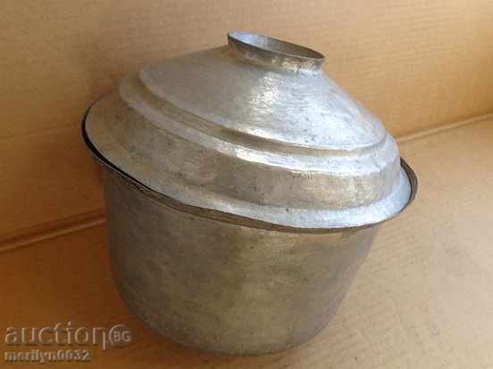 An old tinned pot, a baker's copper pot with lid - 6