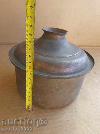 An old saucepan, a baker's copper pot with lid with price 69.00 BGN | € 35.28