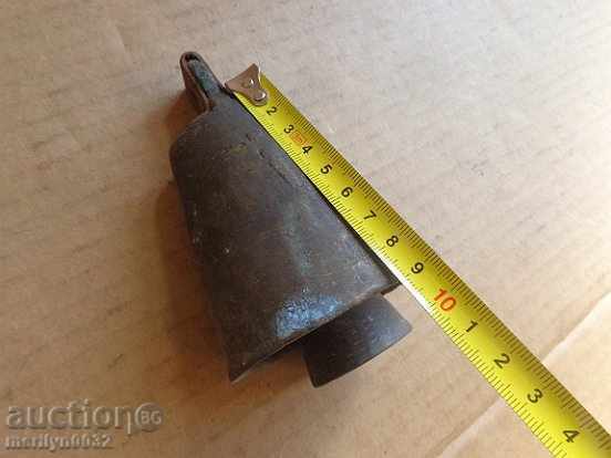 Παλιά χάλκινο κουδούνι, καμπάνα, κουδουνίστρα, καμπάνα με τιμή 89.00 BGN | € 45.50 Παλιά χάλκινο κουδούνι, καμπάνα, κουδουνίστρα, καμπάνα με τιμή 89.00 BGN | € 45.50