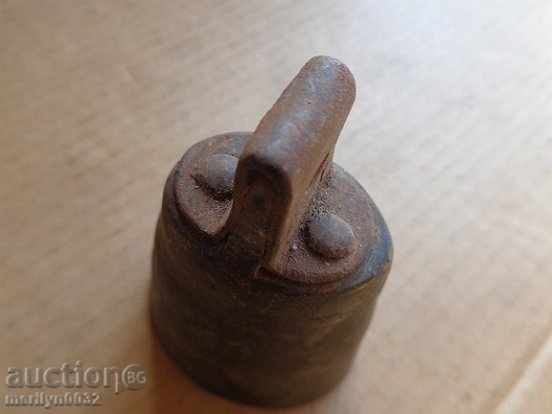 Παράδοση Παλιά χάλκινο κουδούνι, καμπάνα, κουδουνίστρα, καμπάνα Παράδοση Παλιά χάλκινο κουδούνι, καμπάνα, κουδουνίστρα, καμπάνα