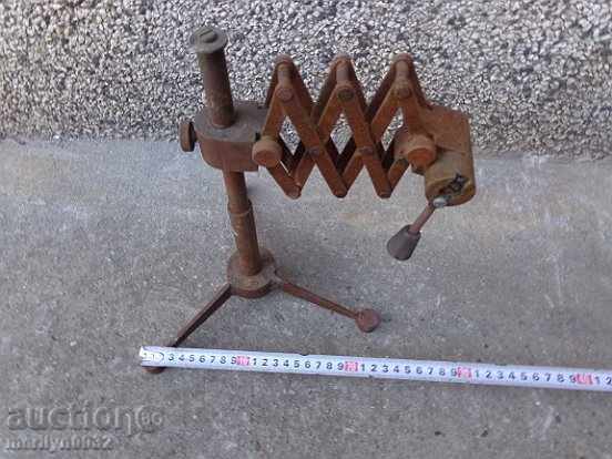 Auction Steel stand from industrial lamp with extension and number Auction Steel stand from industrial lamp with extension and number