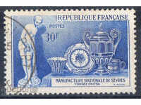 1957. Franța. 200 fabrică în Sevres.
