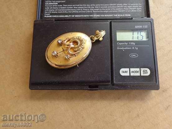Delivery of Gold brooch medallion pendant jewelry with stones 11.5 g 14 K Delivery of Gold brooch medallion pendant jewelry with stones 11.5 g 14 K