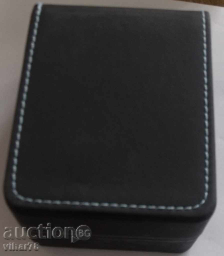 Παράδοση Κουτί ρολόι ROYAL LONDON Παράδοση Κουτί ρολόι ROYAL LONDON