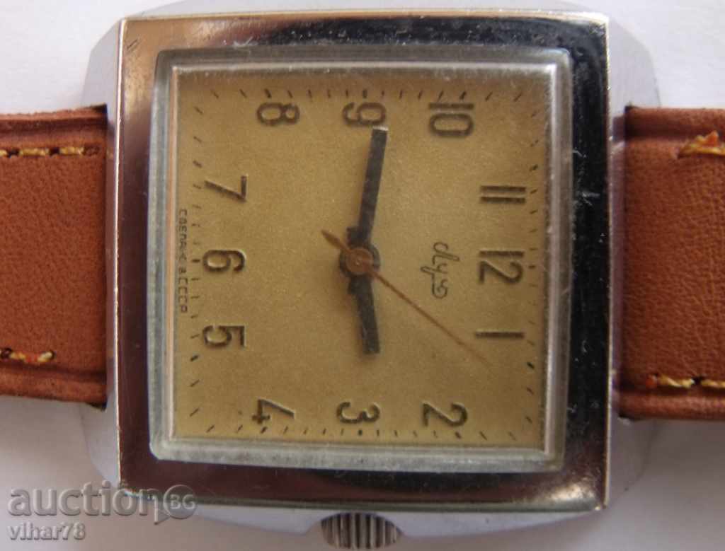 Auction  Clock 23 Stone - LUCK Luch