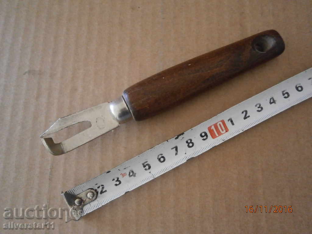 can opener - 7 can opener - 7