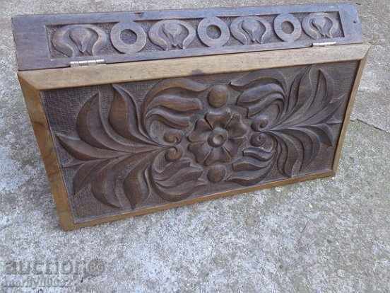 Box of wood carving 60s of XX century wooden UNIQUE gem with price 98.00 BGN | € 50.11 Box of wood carving 60s of XX century wooden UNIQUE gem with price 98.00 BGN | € 50.11