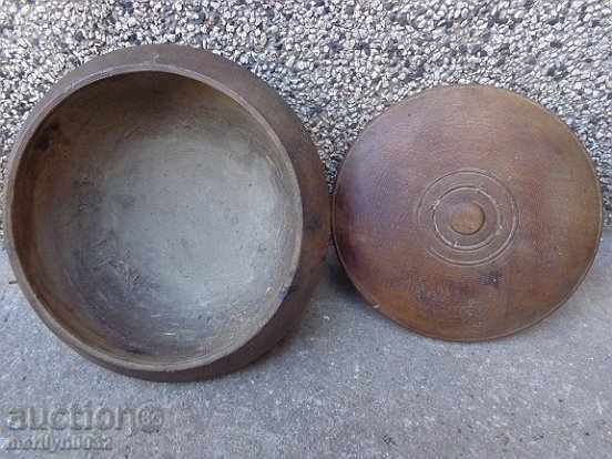 A bowl made of wood, wood, bowl, wooden, dignified, asshole with price 126.00 BGN | € 64.42 A bowl made of wood, wood, bowl, wooden, dignified, asshole with price 126.00 BGN | € 64.42