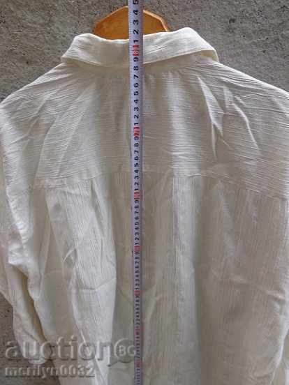 Delivery of An old men's shirt, costume, costume, belt Delivery of An old men's shirt, costume, costume, belt