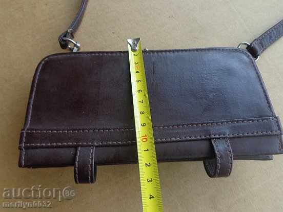 Old leather bag, purse, wallet, wallet, accessory with price 29.00 BGN | € 14.83 Old leather bag, purse, wallet, wallet, accessory with price 29.00 BGN | € 14.83