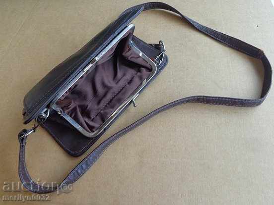 Delivery of Old leather bag, purse, wallet, wallet, accessory Delivery of Old leather bag, purse, wallet, wallet, accessory