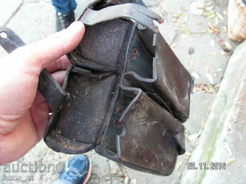 Auction  7111. PALACE MALNIHER