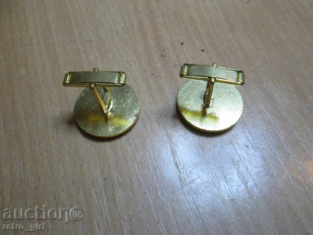 Sell a badge, cufflinks. with price 9.90 BGN | € 5.06 Sell a badge, cufflinks. with price 9.90 BGN | € 5.06