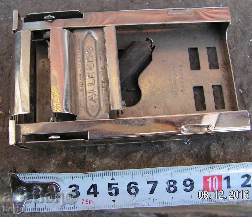 Auction 7203. SWISS MACHINE FOR DRAWING THE BRUSHING BARS Auction 7203. SWISS MACHINE FOR DRAWING THE BRUSHING BARS