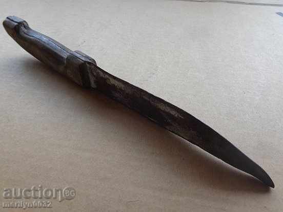 Delivery of Old butcher knife blade dagger Delivery of Old butcher knife blade dagger