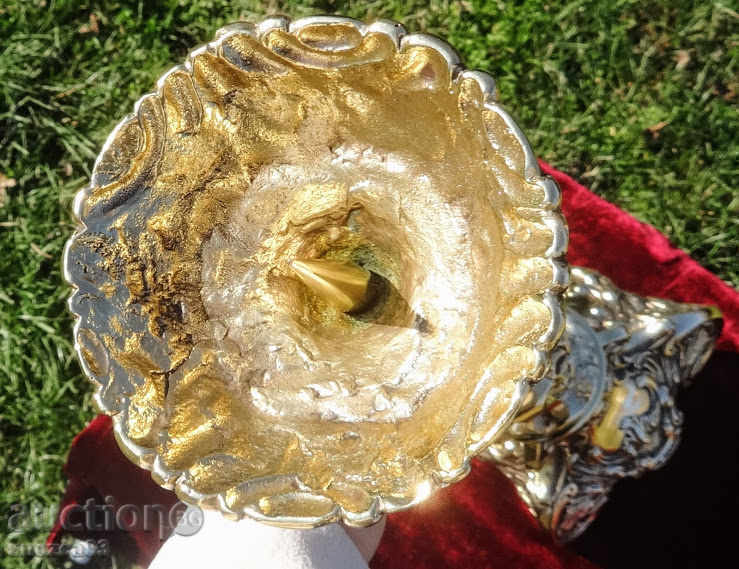 Majestic bronze candlestick 6 kg., baroque. with price 299.00 BGN | € 152.88 Majestic bronze candlestick 6 kg., baroque. with price 299.00 BGN | € 152.88