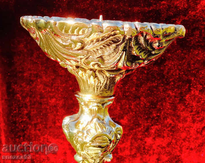 Auction Majestic bronze candlestick 6 kg., baroque. Auction Majestic bronze candlestick 6 kg., baroque.