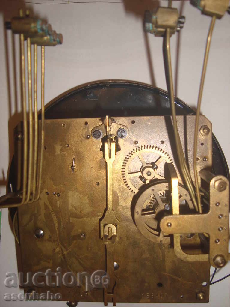 Cabinetul 4/4 Ceas 3 - 5 Cabinetul 4/4 Ceas 3 - 5