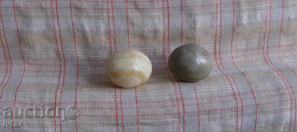 Auction Agate semi-precious stone eggs Auction Agate semi-precious stone eggs
