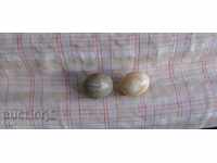 Eggs of semi-precious stone agate