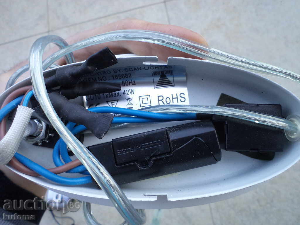 WALL MOUNT OR WALL LAMP - 5 WALL MOUNT OR WALL LAMP - 5