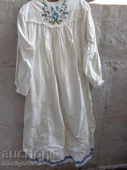 camasa veche de sex feminin, cu broderie de zestre, rochie costum