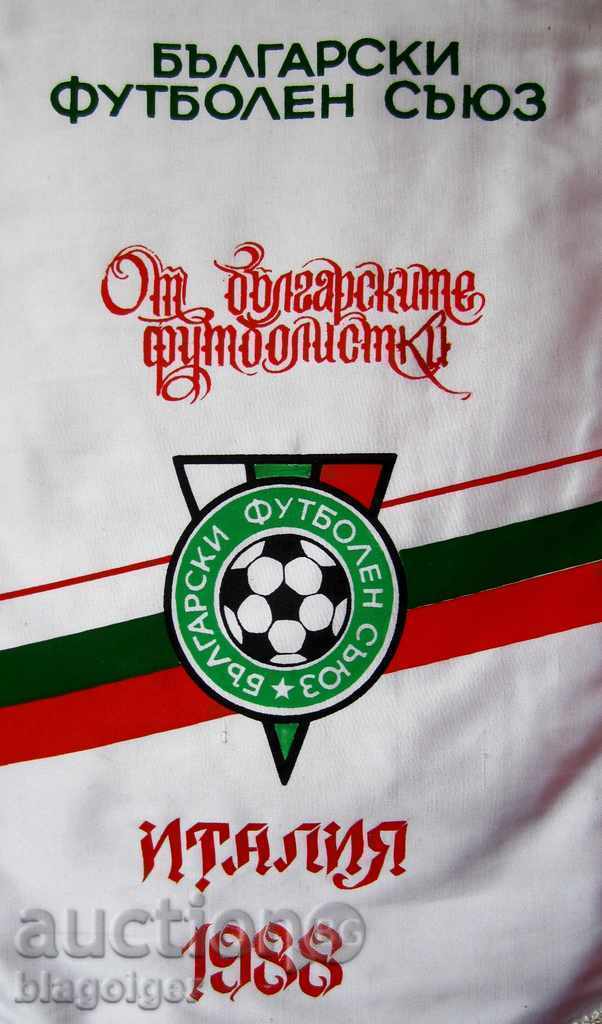 Auction  FOOTBALL-FOOTBALL FLAG-OF THE BULGARIAN FOOTBALL PLAYERS-ITALY -1988