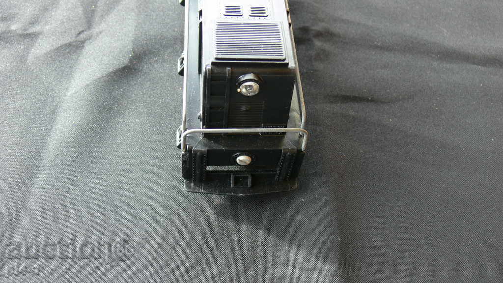 Livrarea Ancient locomotiva metalice de mari dimensiuni Livrarea Ancient locomotiva metalice de mari dimensiuni