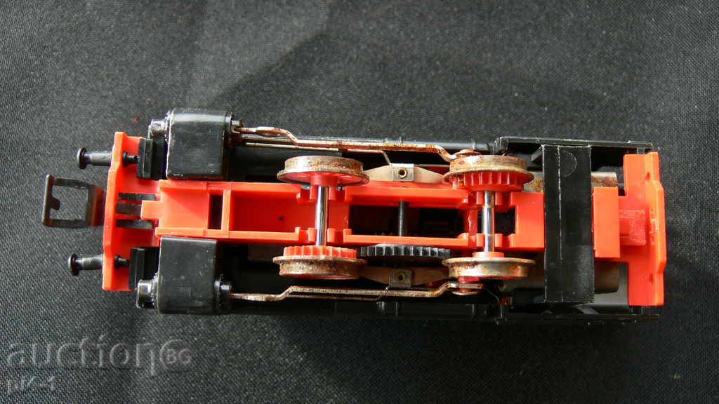 Auction Old metal locomotive Auction Old metal locomotive