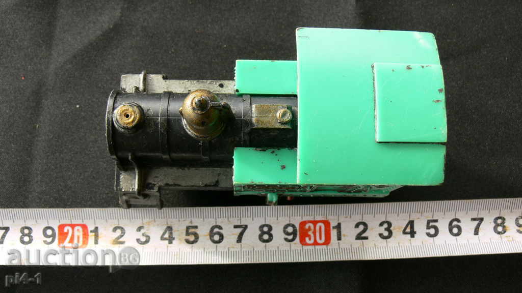 Old metal locomotive with price 35.00 BGN | € 17.90 Old metal locomotive with price 35.00 BGN | € 17.90