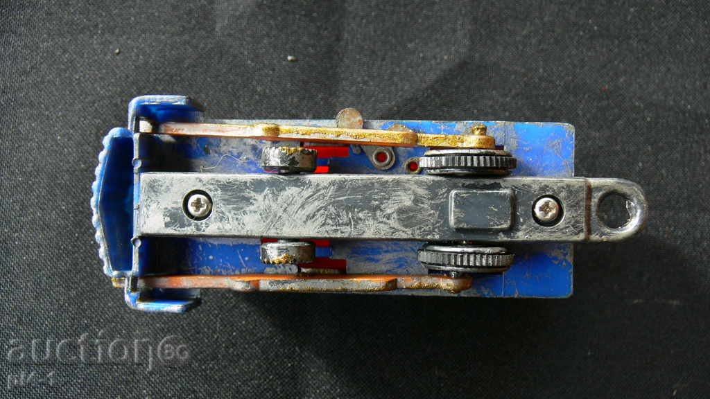 Auction An old locomotive Auction An old locomotive