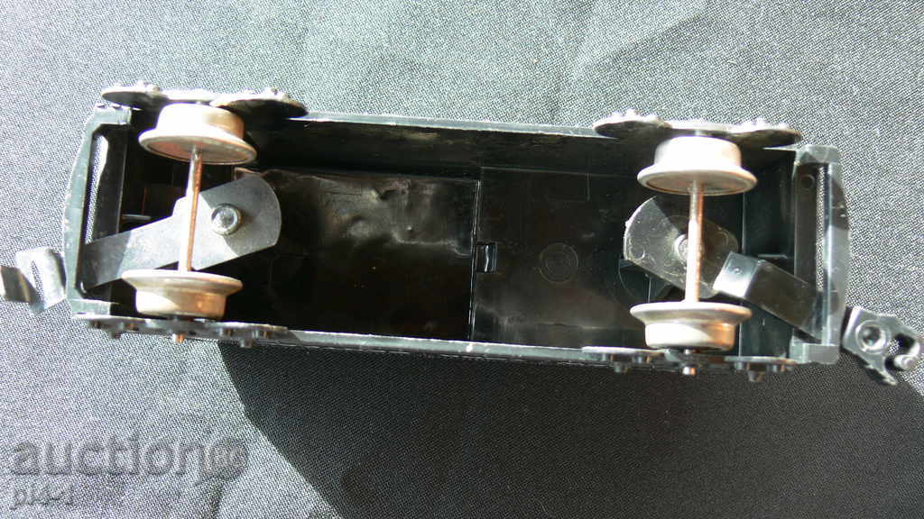 Auction Wagon on a train Auction Wagon on a train