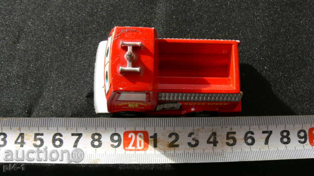 Old truck with price 5.00 BGN | € 2.56 Old truck with price 5.00 BGN | € 2.56