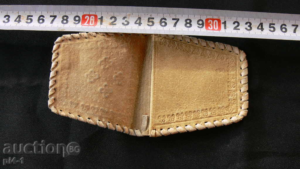 BEAUTIFUL OLIVE LEATHER PORTMON with price 15.00 BGN | € 7.67 BEAUTIFUL OLIVE LEATHER PORTMON with price 15.00 BGN | € 7.67