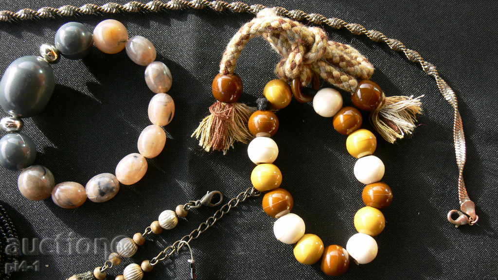 LOT OLD GREEN BZZ with price 5.00 BGN | € 2.56