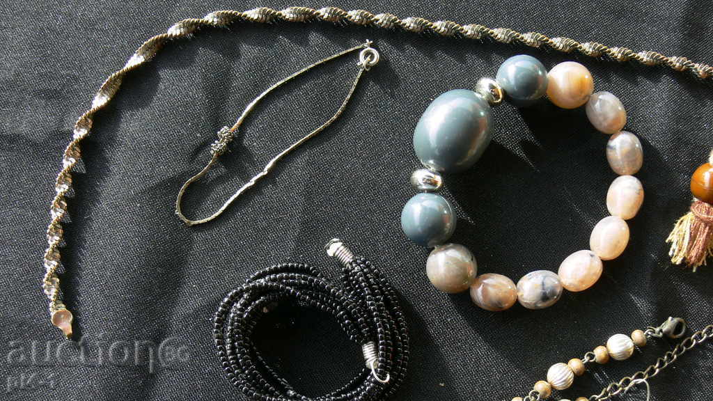 Auction  LOT OLD GREEN BZZ