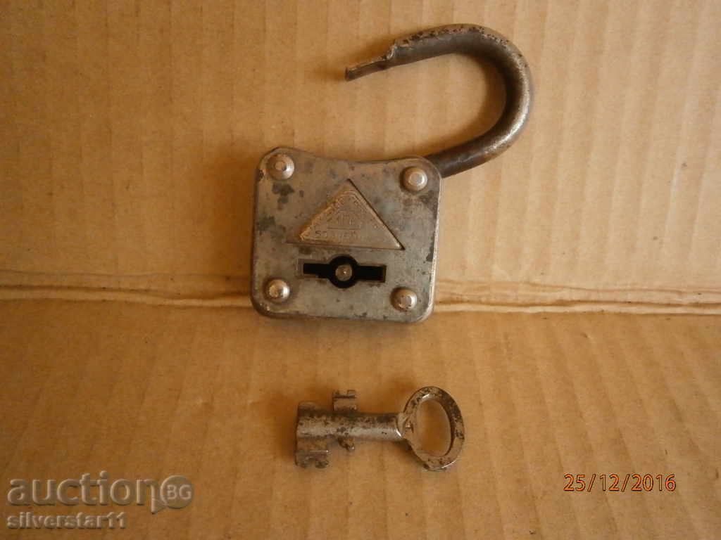 soccer retro shooter STAHANOV TPK PETRICH with price 25.00 BGN | € 12.78