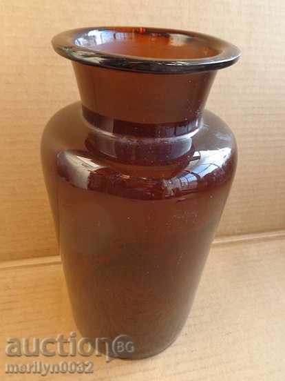 Auction An old glass jar of glass bottles Auction An old glass jar of glass bottles