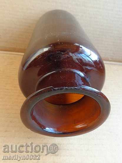 An old glass jar of glass bottles - 7 An old glass jar of glass bottles - 7