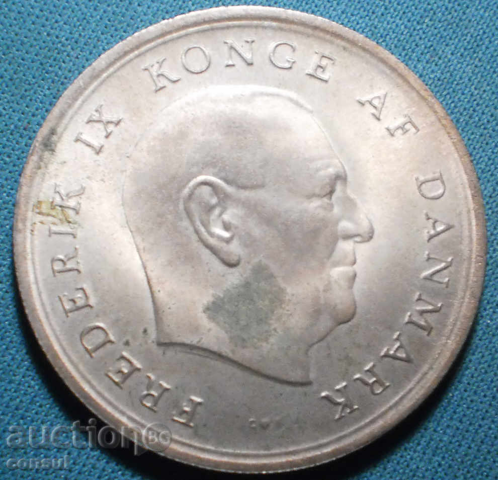 Danemarca 10 Coroane 1967 Rare UNC Silver cu preț € 28.12 | 55.00 BGN