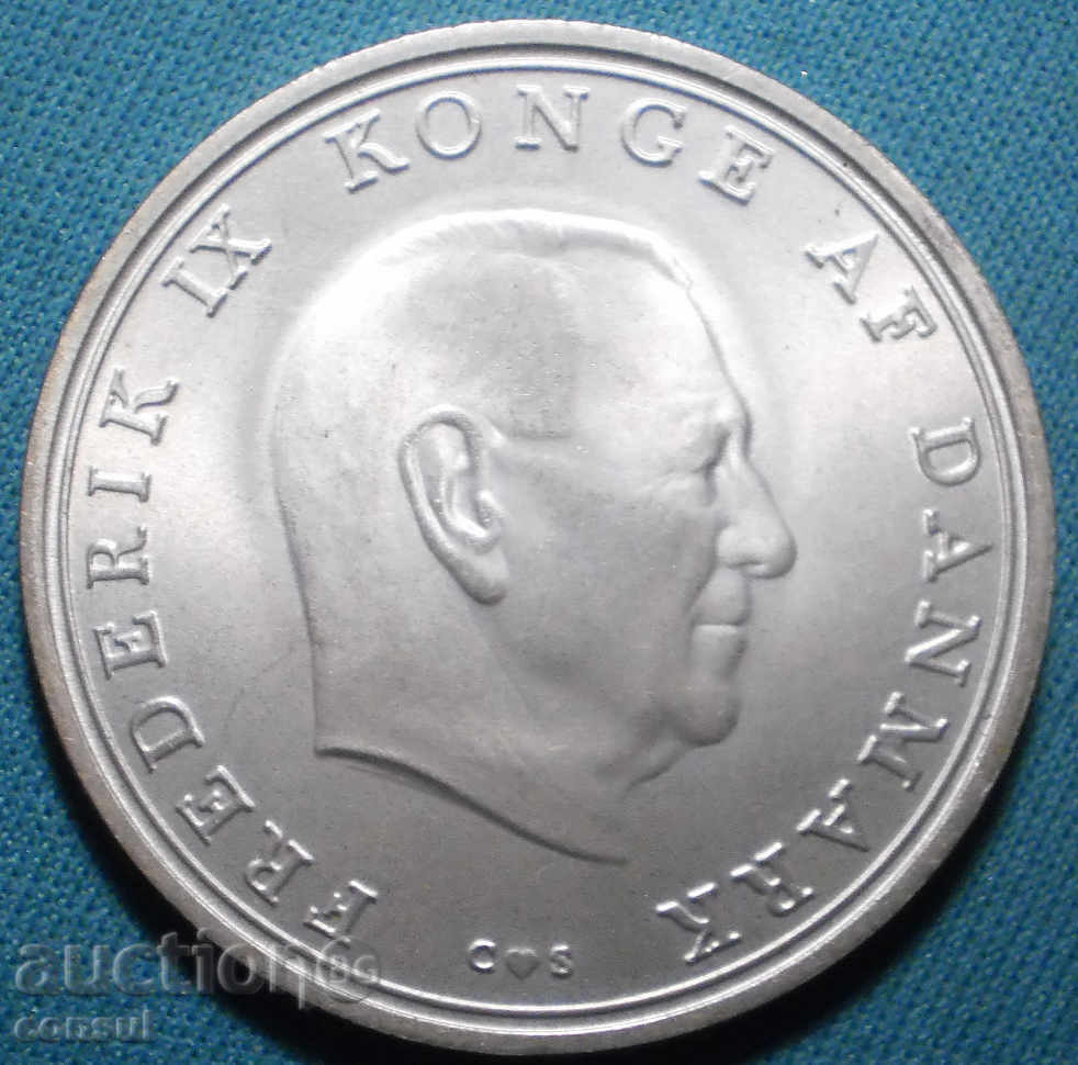 Danemarca 10 Coroane 1968 Rare UNC Silver cu preț € 28.12 | 55.00 BGN